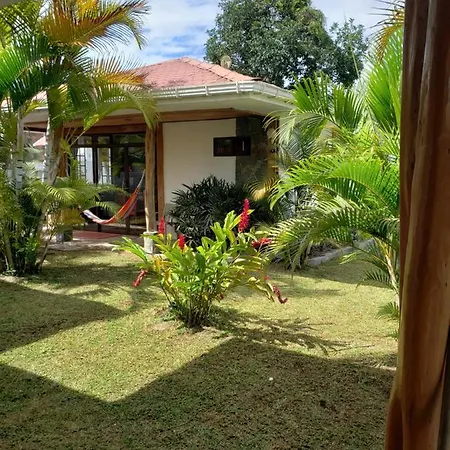 La Casa De La Abuela Villa Sucua Exterior photo
